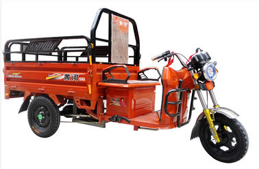 Elektryczny motocykl trójkołowy z dwoma siedziskami o masie 300 kg