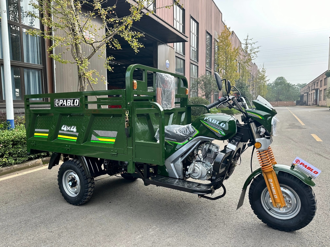 Trwały trójkołowy motocykl z hamulcem bębnowym z przodu i z tyłu i otwartym typem nadwozia