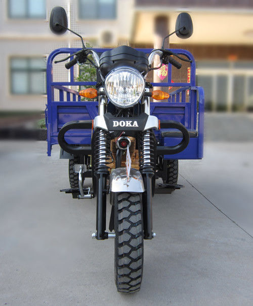 Trójkołowy wózek transportowy z napędem 150CC Duży okrągły reflektor 1,8 m * 1,25 m Cargo Box