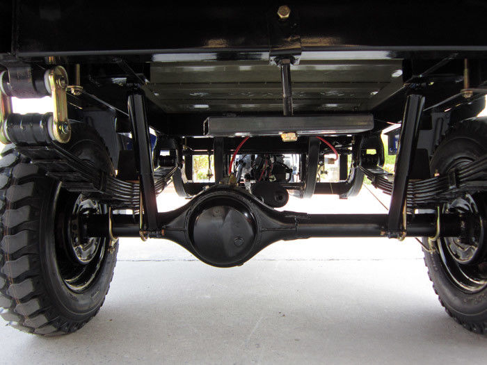 Trójkołowy wózek transportowy z napędem 150CC Duży okrągły reflektor 1,8 m * 1,25 m Cargo Box